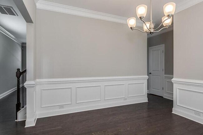 Building Photo - Charming 4 beds 2.5 baths Home in Berewick!