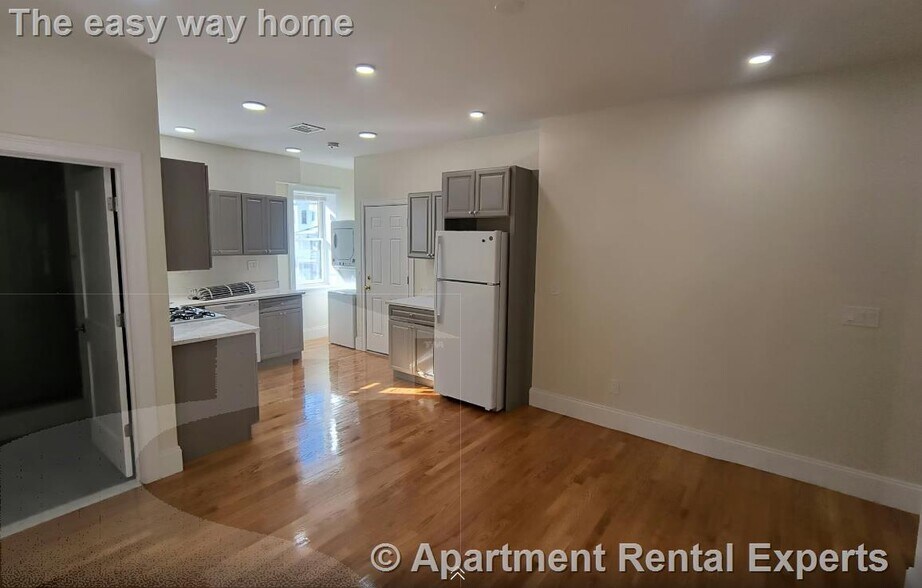 Building Photo - 2036 Massachusetts Ave