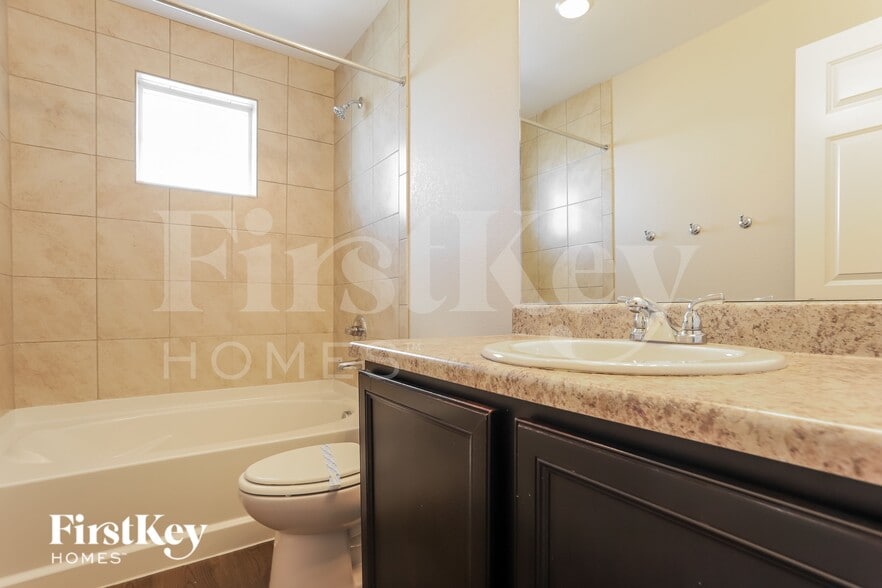 Building Photo - 26022 E Archer Dr