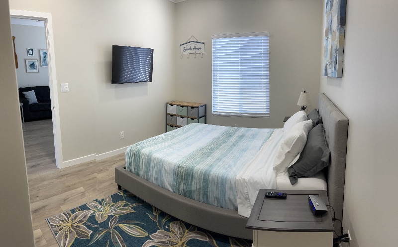 Building Photo - 738 Dover Ct