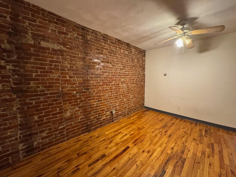 Building Photo - 838 Huntington Ave