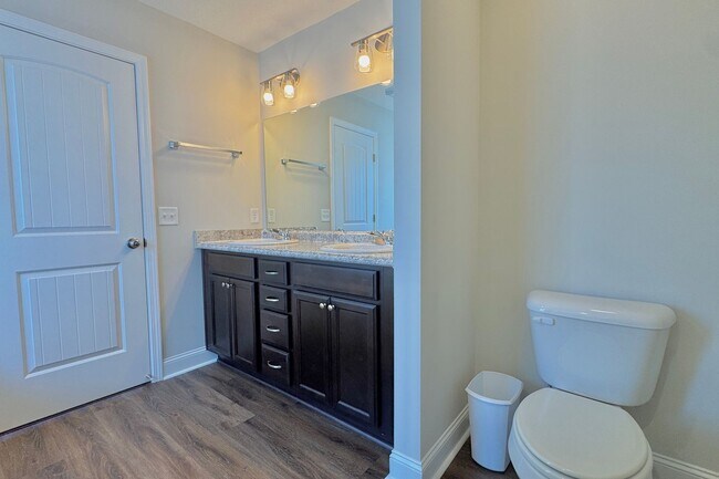 Building Photo - COMING EARLY FEBRUARY 2026! (One Pet Maximum)