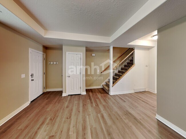 Building Photo - 247 Boston Dr