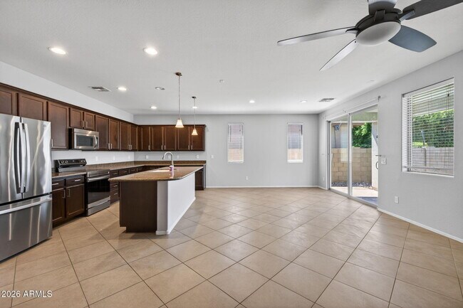 Building Photo - 22659 E Desert Spoon Dr