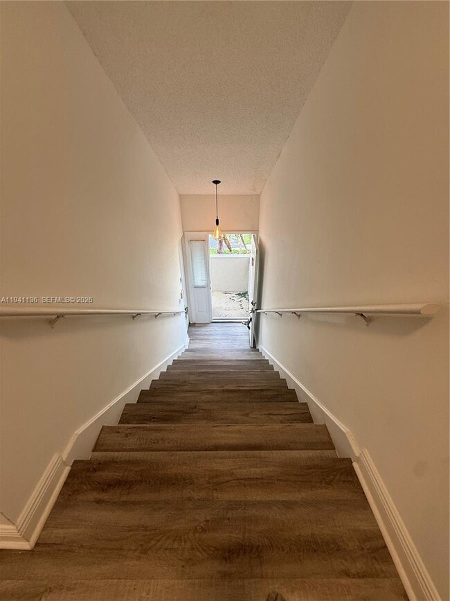 Building Photo - 2634 SE 21st Ct