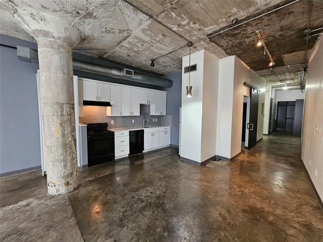 Building Photo - 1122 Jackson St