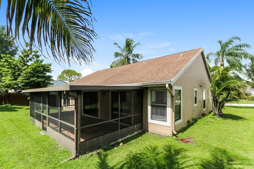 Building Photo - 108 Sherwood Dr