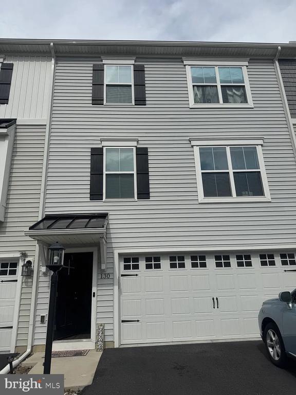 Building Photo - 130 Copperleaf Dr