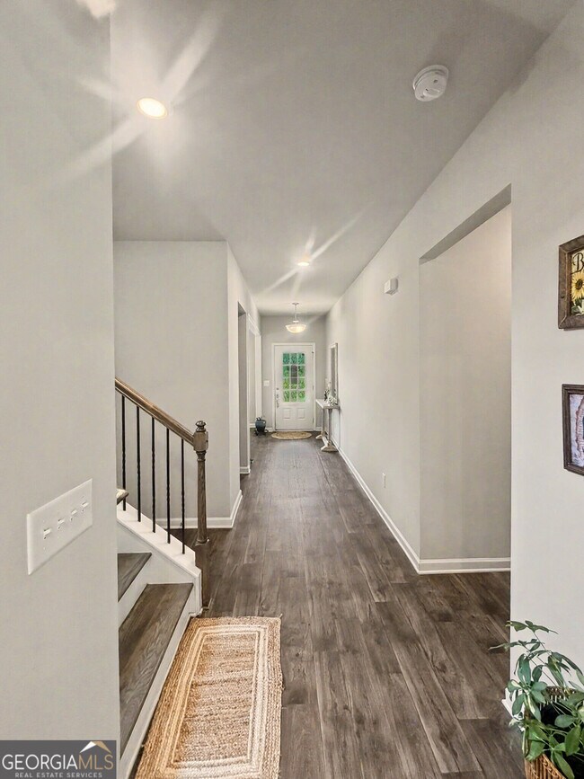 Building Photo - 369 Auburn Crossing Dr