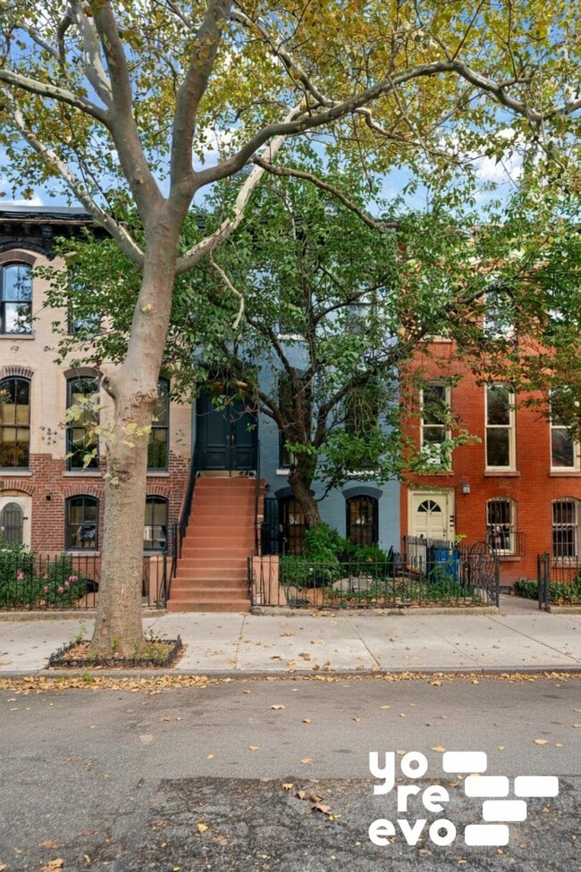 Building Photo - https://yoreevo.com/