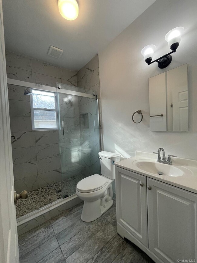 Building Photo - 46 Gordon St