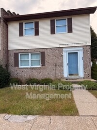 Building Photo - 406 Spruce Ln