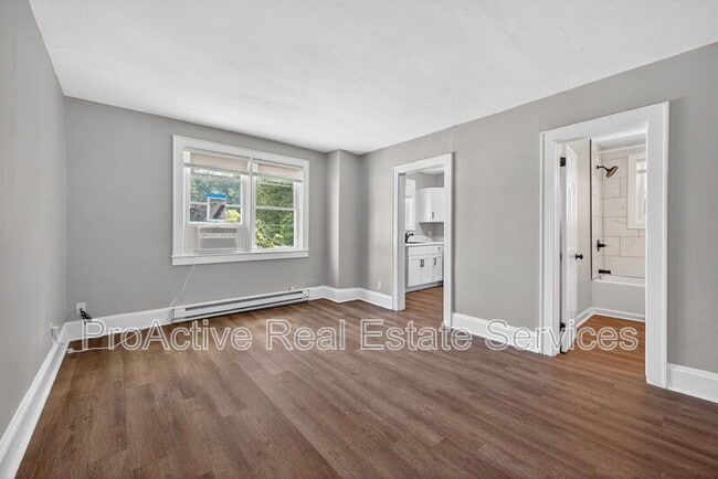 Building Photo - 1201 Tallwood St