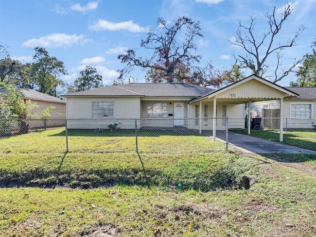 Building Photo - 7622 S Hall St