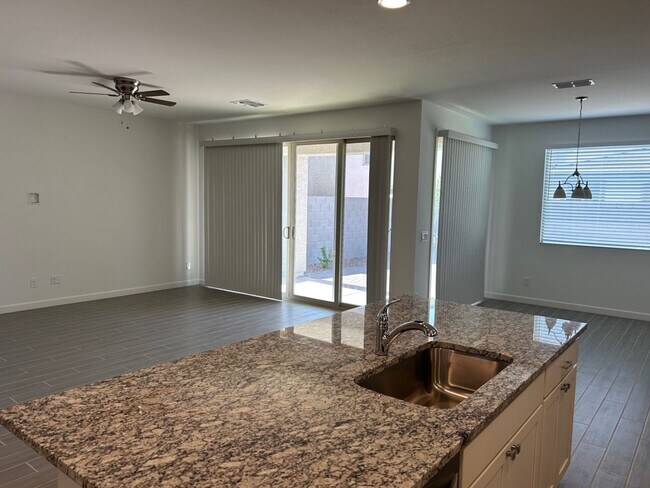 Building Photo - New Build 4 bedroom Rental in Mesa
