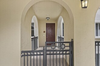 Building Photo - 2900 NW 125th Ave