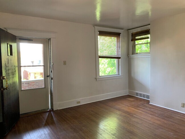 Building Photo - 2309 Eldridge St