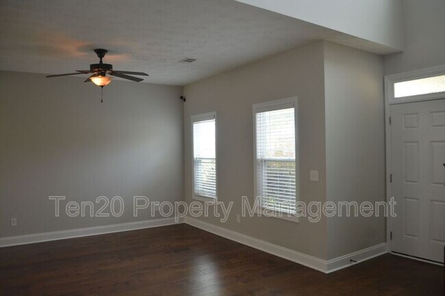 Building Photo - 7477 Coppice Dr