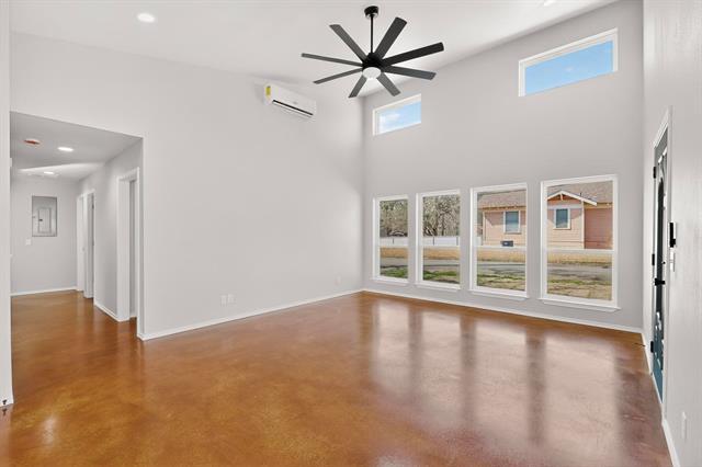 Building Photo - 1471 W Kaufman St