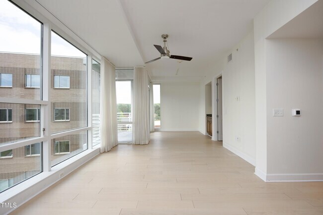 Building Photo - 2402 Environ Way