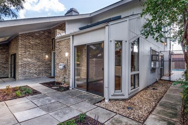 Building Photo - 5934 Glen Heather Dr