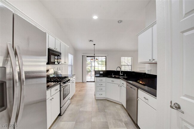 Building Photo - 5100 Linkside Dr