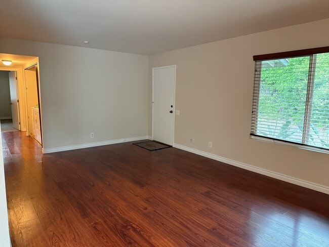 Building Photo - 20279 Green Hill Ln