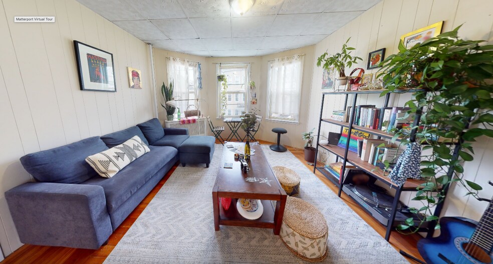 Building Photo - 82 Concord Ave