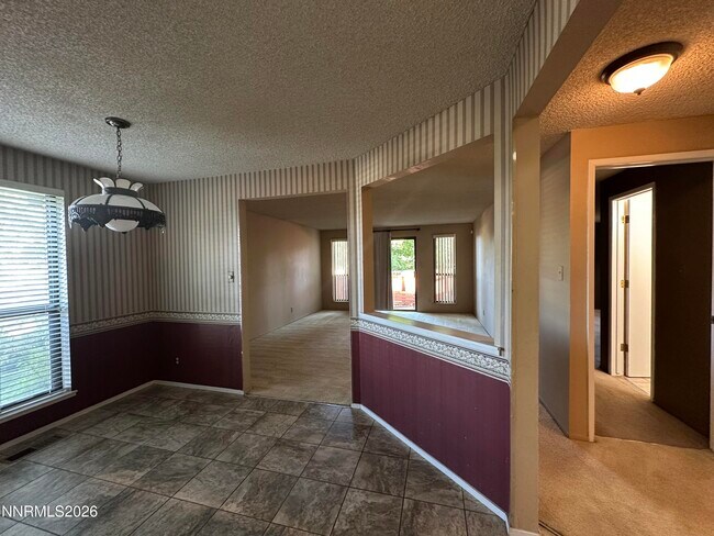 Building Photo - 1500 Ellendale Ct