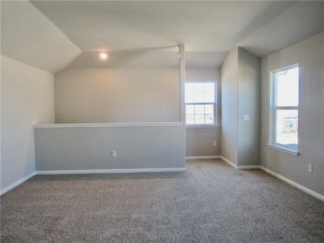 Building Photo - 620 Otto Ave