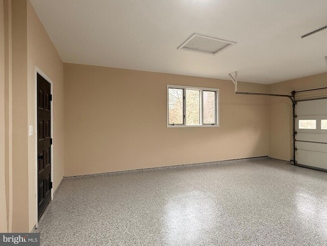 Building Photo - 5471 Harris Farm Ln