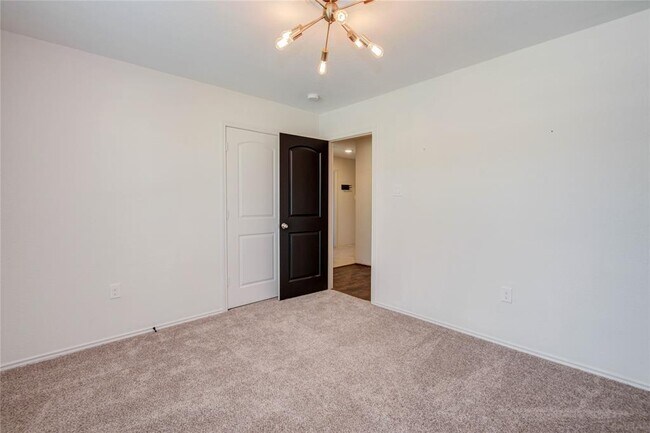 Building Photo - 9818 Jacy Creek Dr