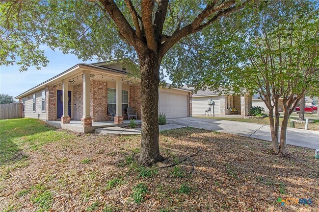 Building Photo - 2126 Wiltshire Dr