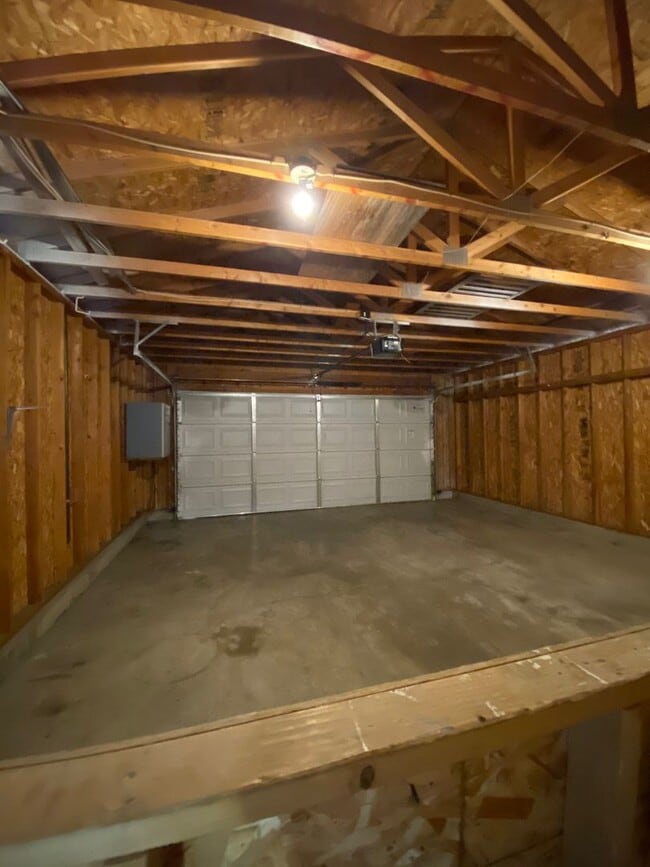 Building Photo - SINGLE FAMILY HOME ON STEVENS (RPM#40)