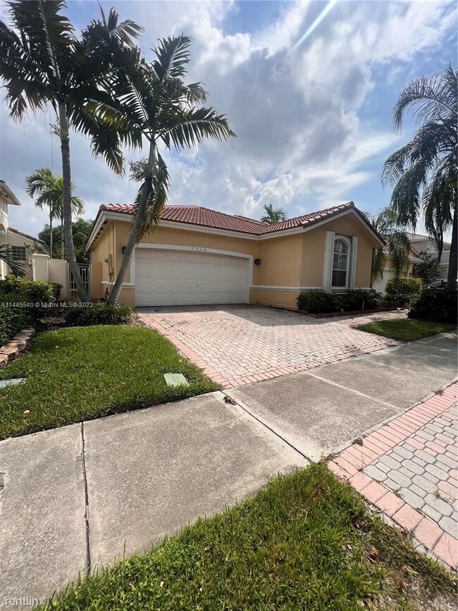 3 br, 2 bath House - 9534 NW 47th Ter - 9534 NW 47th Terrace Doral FL ...