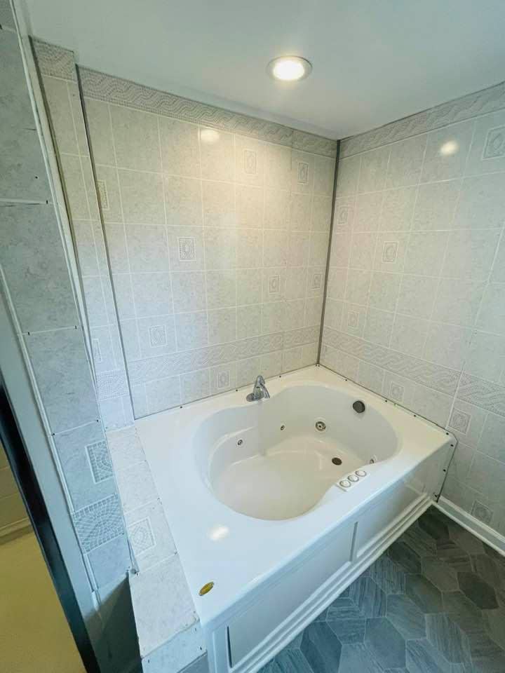 Building Photo - 210 Bride Dr