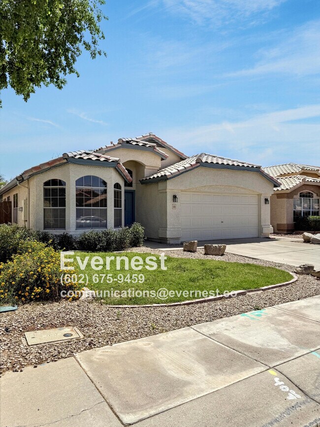 Primary Photo - 3-Bedroom Home Near Schools and Everyday E...