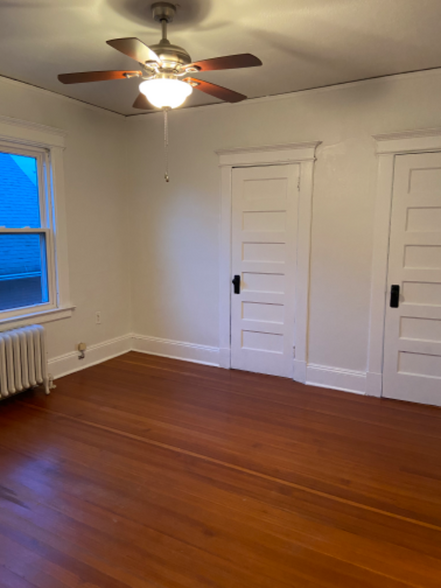 Building Photo - 477 Prospect Ave