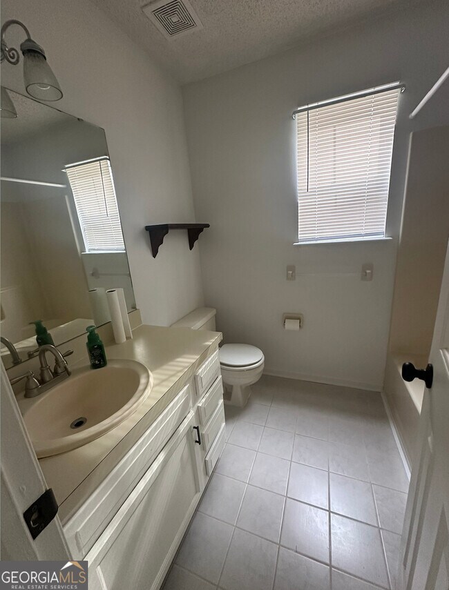 Building Photo - 106 Egret Ct