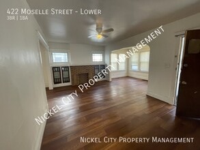 Building Photo - 422 Moselle St
