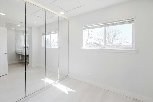 Building Photo - 8505 Spearman Dr
