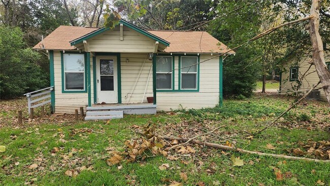 Primary Photo - 502 S Owensville St