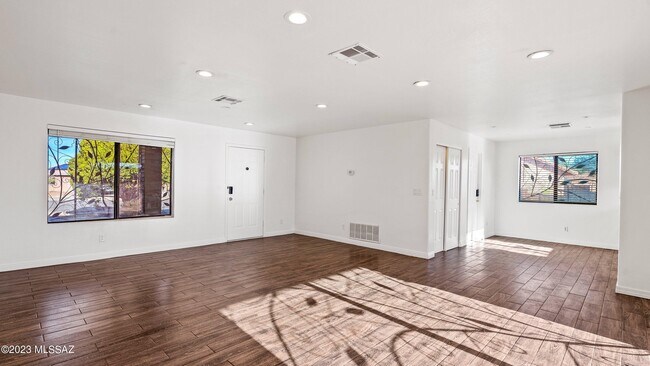Building Photo - 6428 Buckaroo Loop