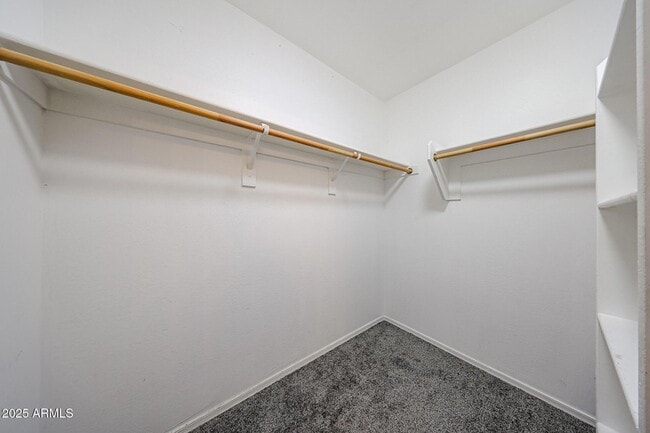 Building Photo - 4726 W Fremont Rd.