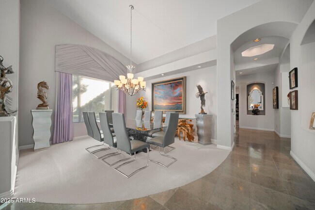 Building Photo - 8350 E Via Del Sol Dr