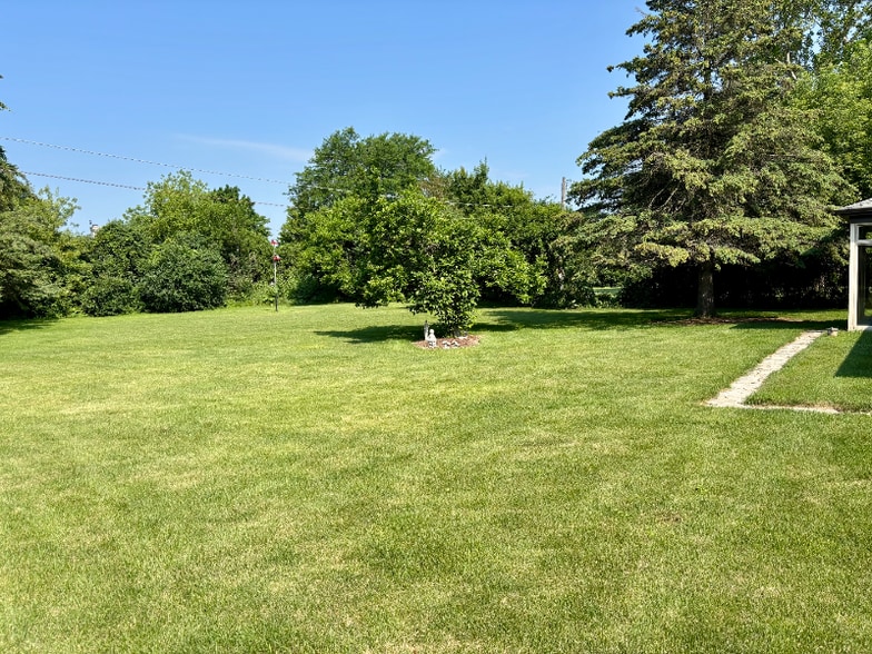 Building Photo - 3265 Burlawn Pkwy