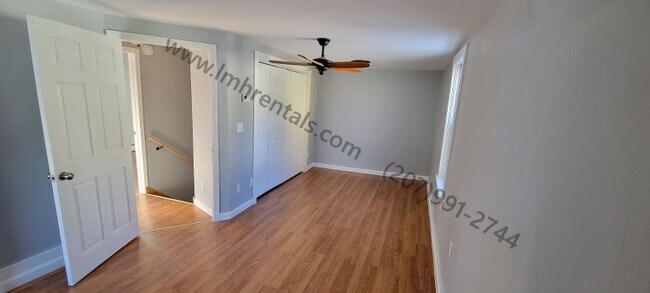 Building Photo - 97 Grove St