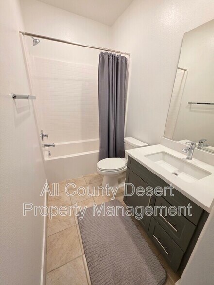 Building Photo - 35460 Domani Dr