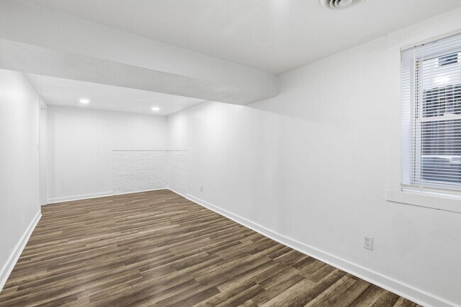 Building Photo - Everything upgraded on this 4 bedroom — to...