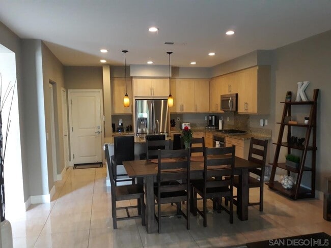 Building Photo - 1660 Fairlead Ave